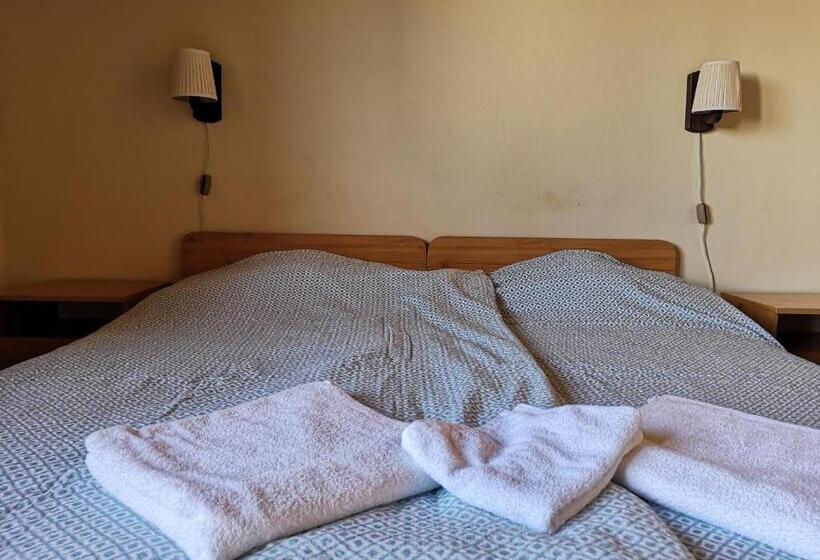 ファミリールーム, Balaton Panzió Füred