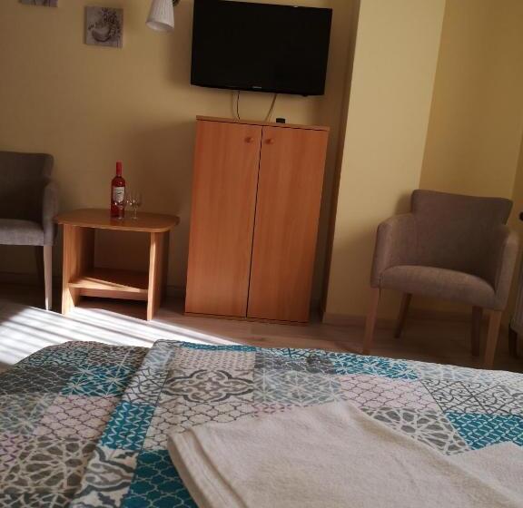 スタンダードルーム, Balaton Panzió Füred