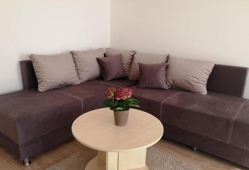 スイート（家族用）, Balaton Panzió Füred