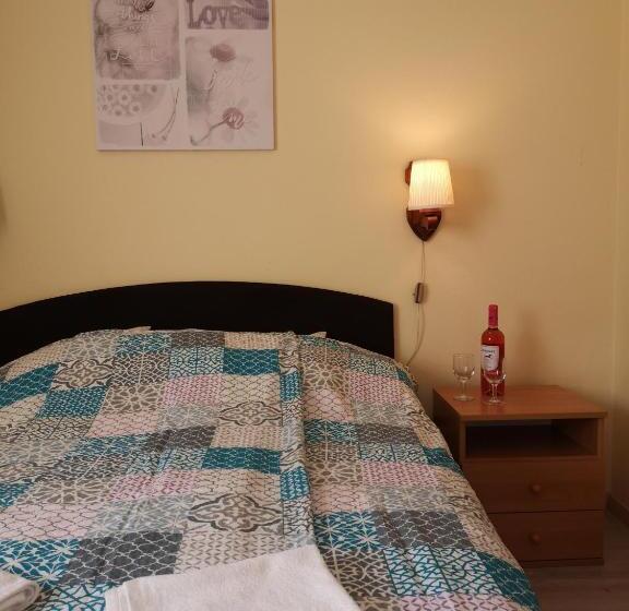 スタンダードルーム, Balaton Panzió Füred