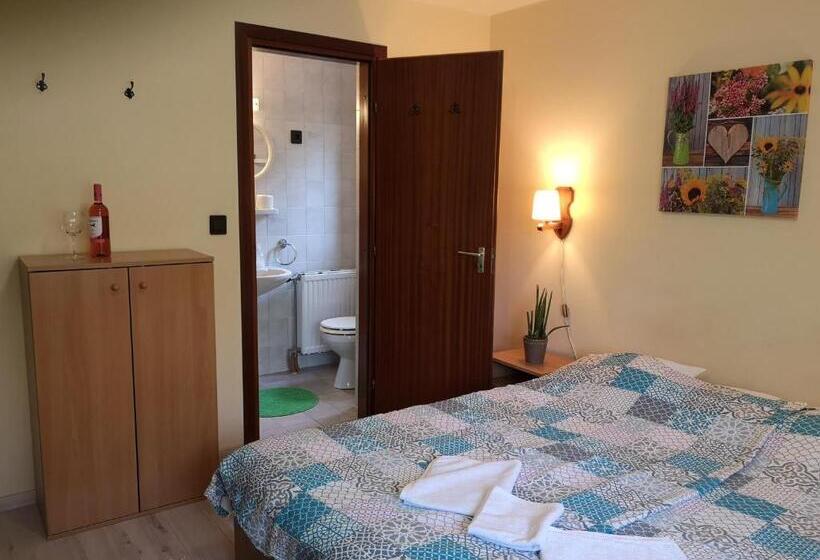 ファミリールーム, Balaton Panzió Füred