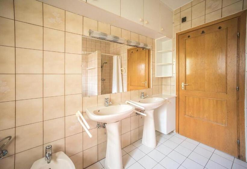 スイート（家族用）, Balaton Panzió Füred