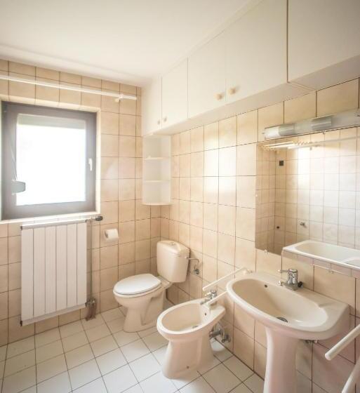 スイート（家族用）, Balaton Panzió Füred