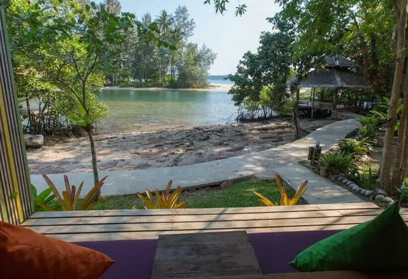デラックスビラの１ベッドルーム, Captain Hook Resort @koh Kood