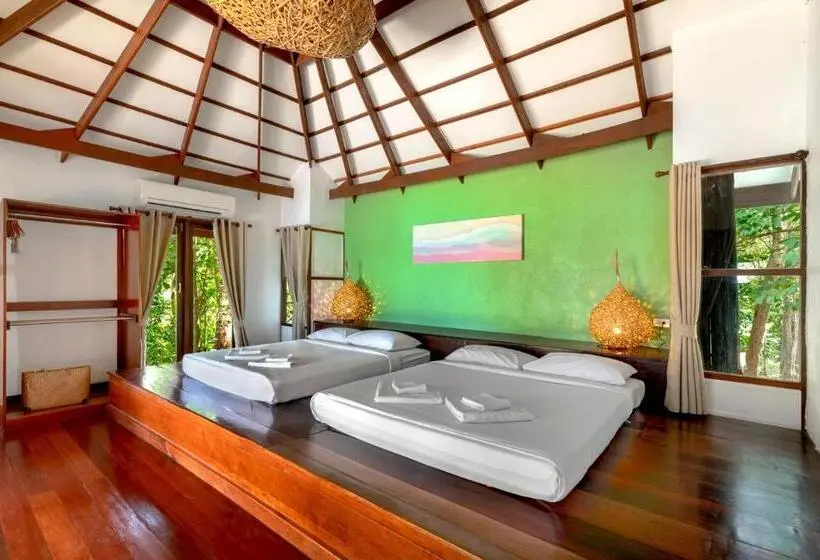 Suite with Pool, Captain Hook Resort @koh Kood