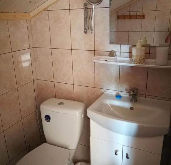 Standard Fyrbäddsrum med Balkong, Dobilas Ir Jura