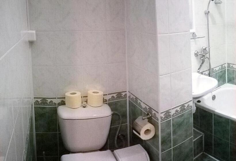 Aile Süiti, сонячна