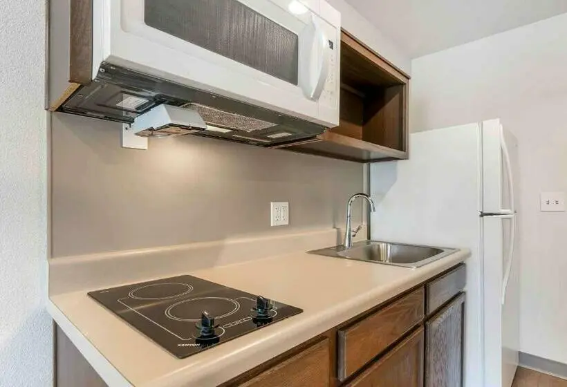 キングサイズベッドのスタンダードルーム, Extended Stay America Suites  Portland  East