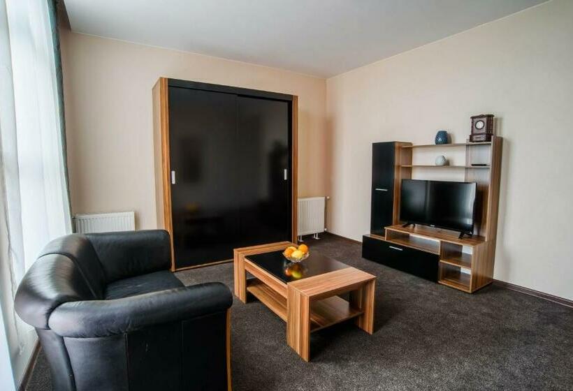 Апартаменты 1 Спальня, Park Hotel Yambol