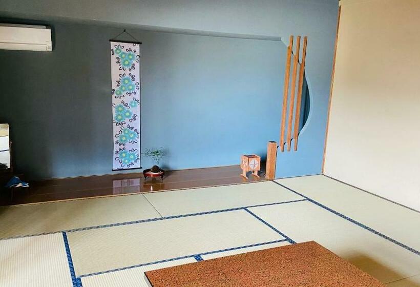 Chambre Familiale, ゲストハウス　華屋 (guest House Hanaya）