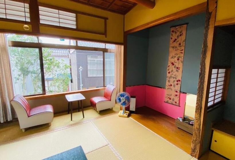 Chambre Quadruple Standard, ゲストハウス　華屋 (guest House Hanaya）