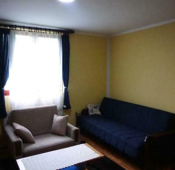 ガーデンビュースタンダードルーム, Konak Mali Raj