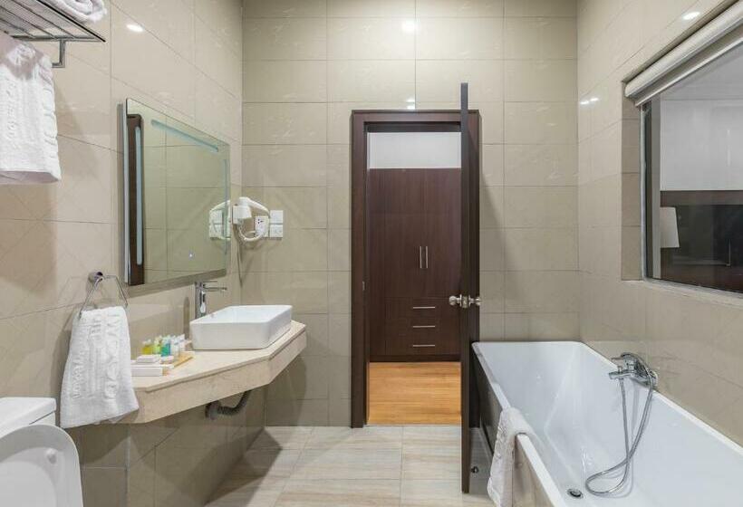 اتاق استاندارد با تخت بزرگ, Johnwood Hotel By Bolton