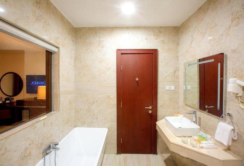 اتاق استاندارد با تخت بزرگ, Johnwood Hotel By Bolton