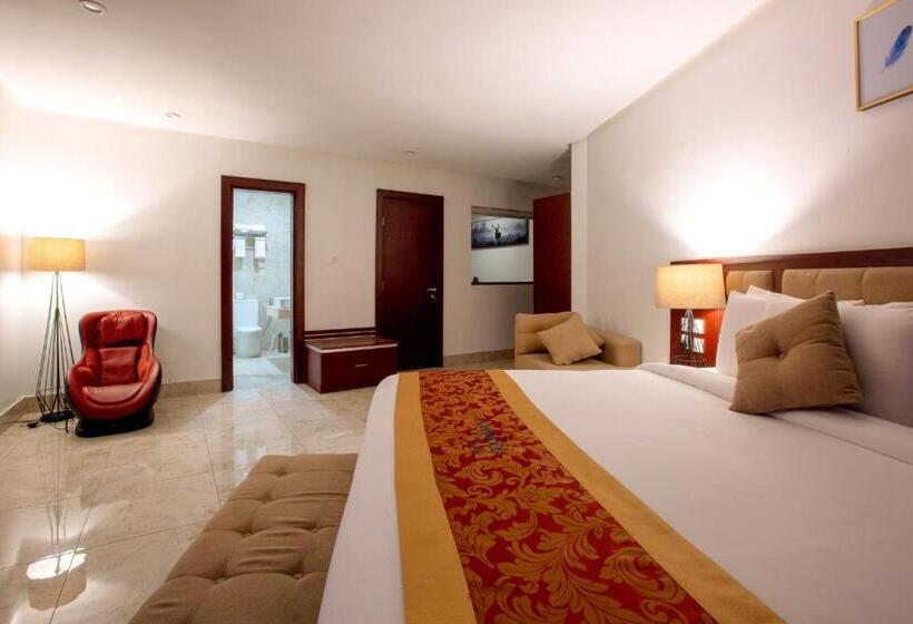 سوییت, Johnwood Hotel By Bolton