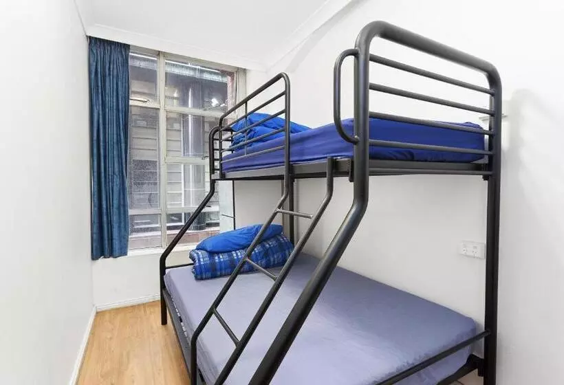 バス共有のスタンダードルーム, Sydney Backpackers