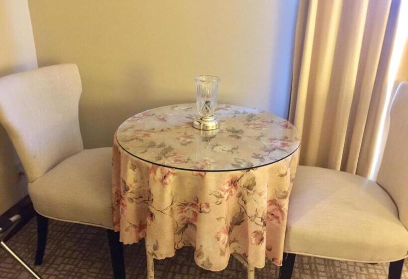 غرفة قياسية, Afton House Inn