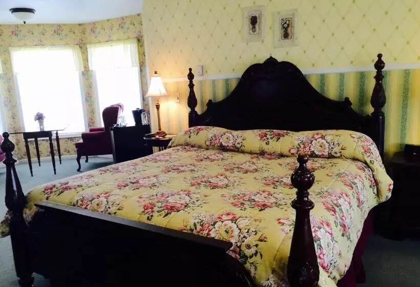 デラックススイート, Afton House Inn