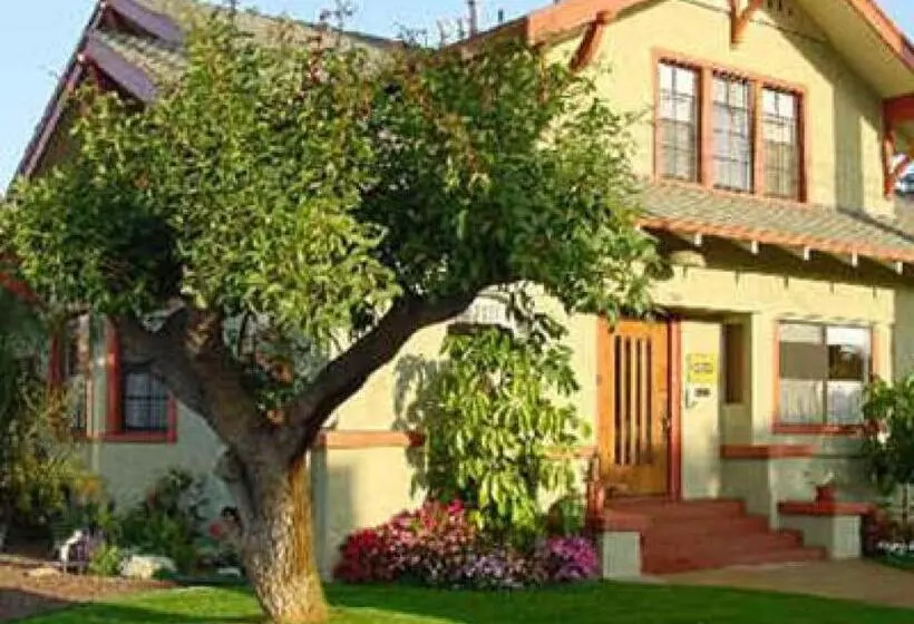 اتاق استاندارد, Beachrunners Inn