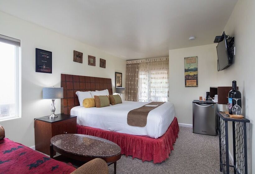 キングサイズベッドのスタンダードルーム, The Vendange Carmel Inn & Suites