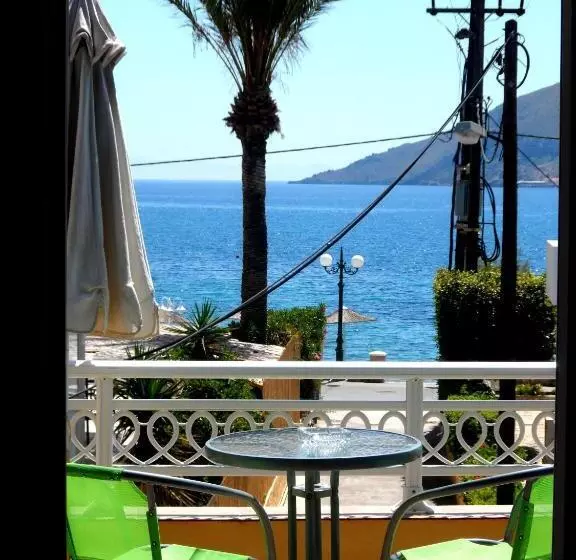 استودیوی سوپریور, Papafotis Apartments & Suites
