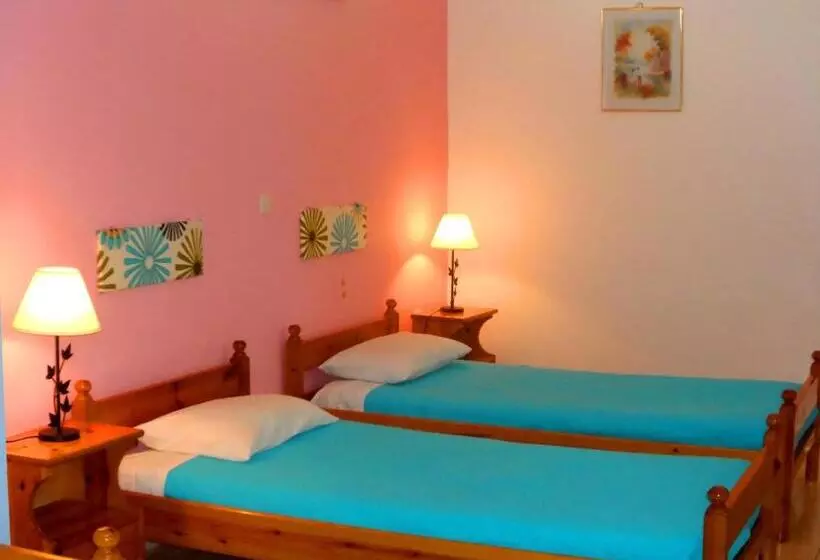2 Bedroom Apartment Garden View, Papafotis Apartments & Suites