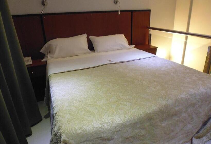 اتاق استاندارد, Athos