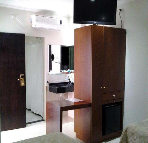 اتاق استاندارد, Athos