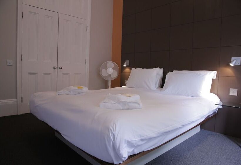 标准间, B&b Belgravia