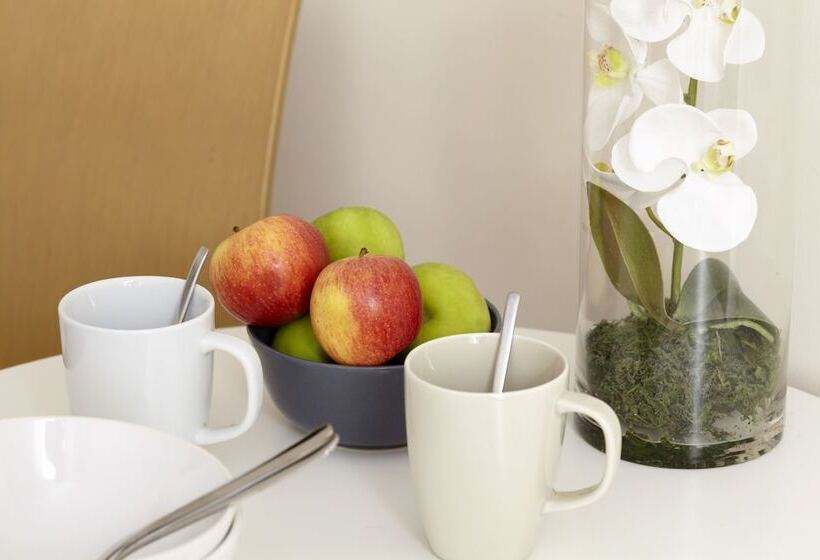 标准工作室, B&b Belgravia