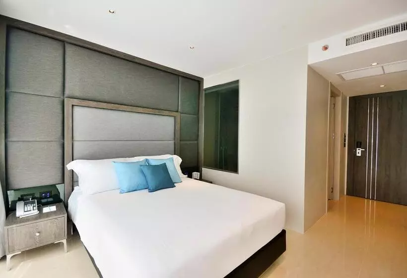 プレミアムルーム, Shilat Avenue Pattaya