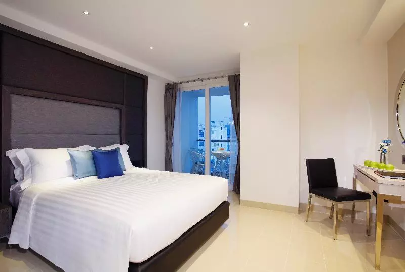 デラックスルーム, Shilat Avenue Pattaya