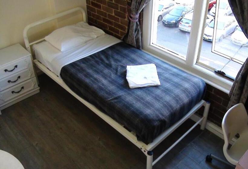 اتاق استاندارد یک تخته با سرویس بهداشتی مشترک, Central Private