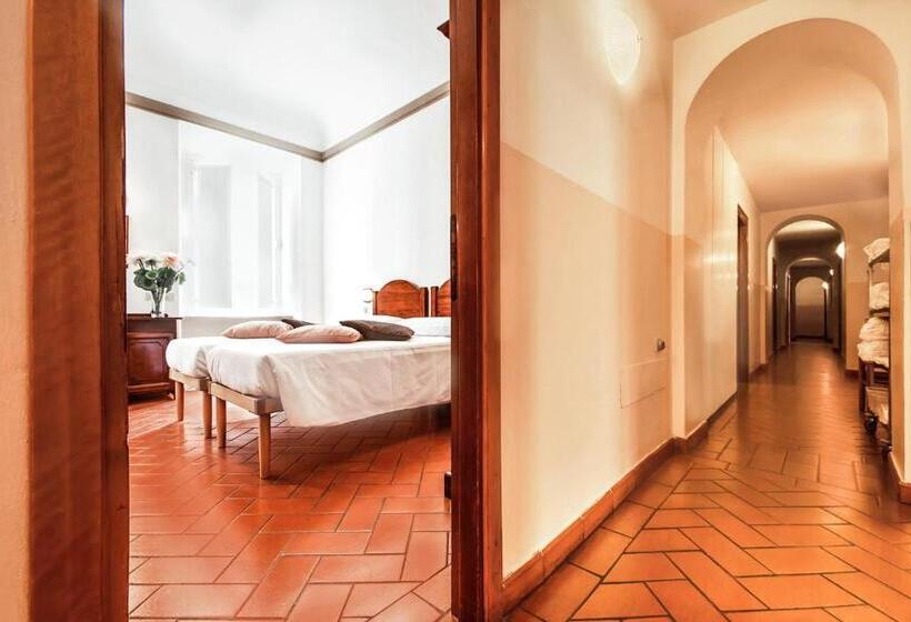 اتاق استاندارد, Costantini