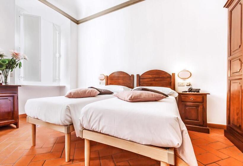 اتاق استاندارد, Costantini