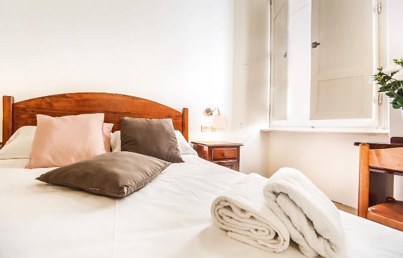 اتاق استاندارد با چشم‌انداز, Costantini