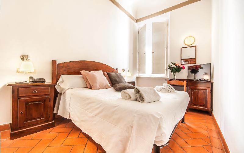 اتاق استاندارد با چشم‌انداز, Costantini