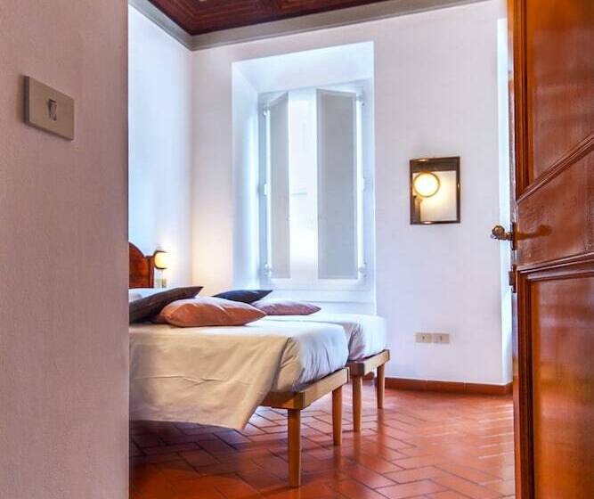 اتاق استاندارد, Costantini