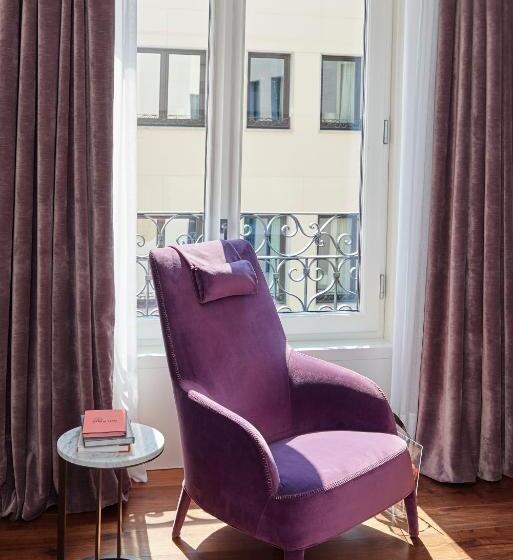 سوییت جونیور لوکس, Mandarin Oriental Milan