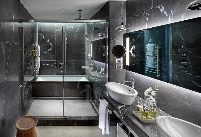 سوئیت جونیور با تراس, Mandarin Oriental Milan