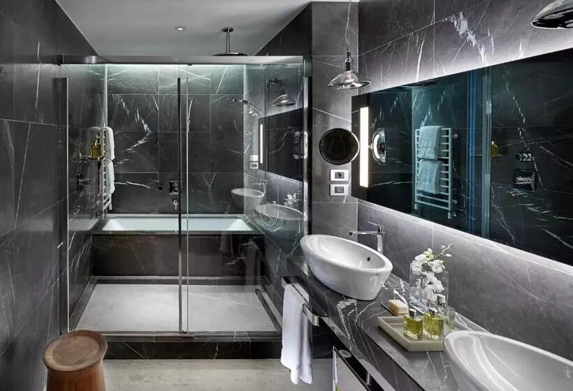 سوئیت جونیور با تراس, Mandarin Oriental Milan