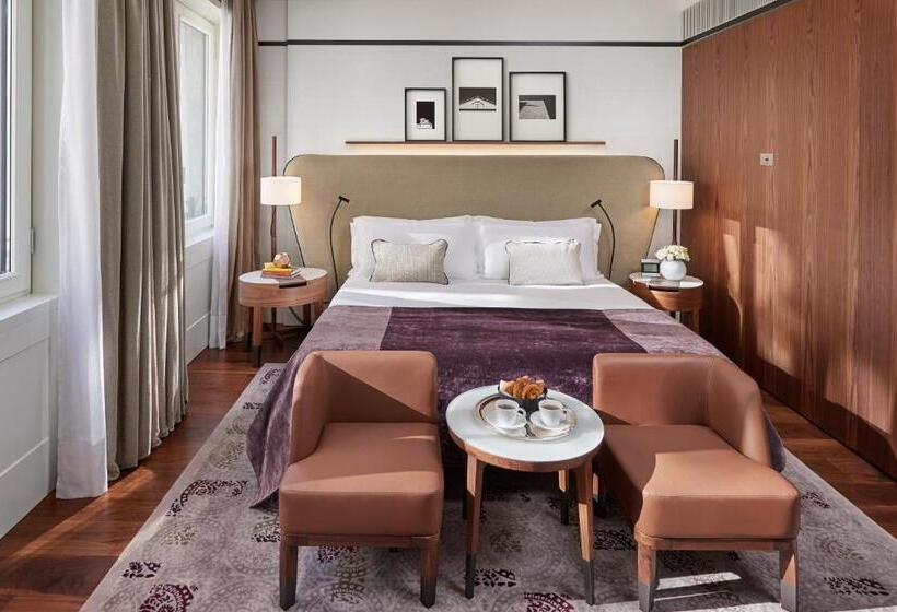 سوییت لوکس, Mandarin Oriental Milan