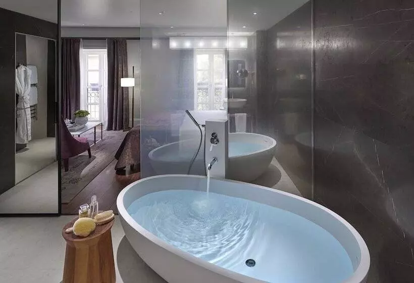 سوییت لوکس, Mandarin Oriental Milan