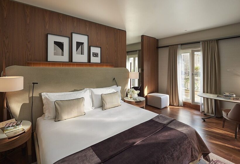 Suite with Terrace, Mandarin Oriental Milan