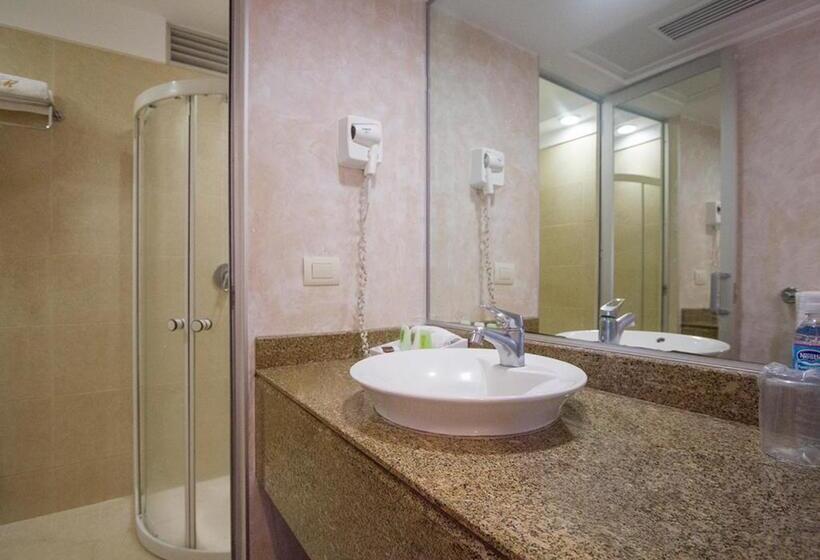 Номер Deluxe, Marbella