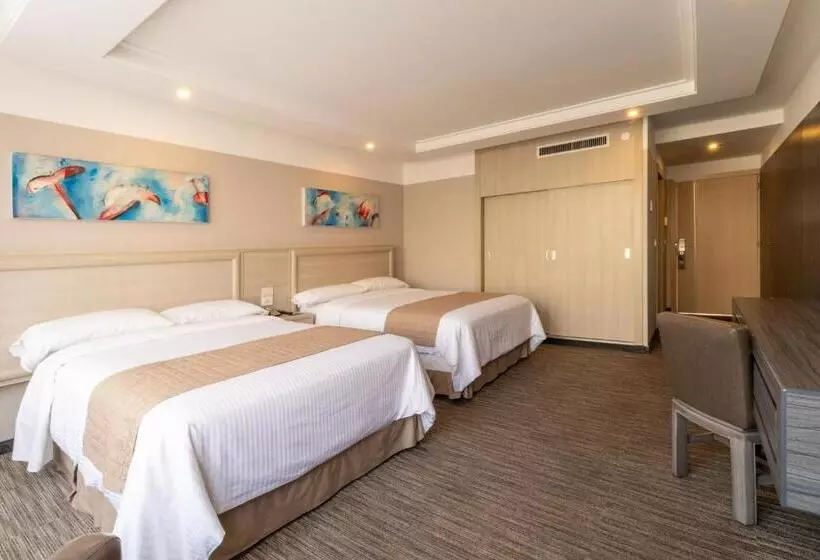 デラックスルーム, Marbella