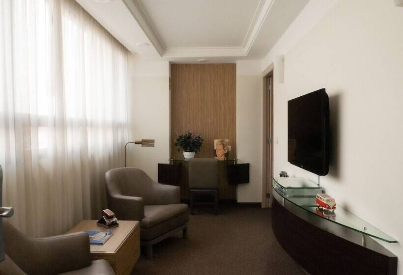 Полулюкс, Marbella