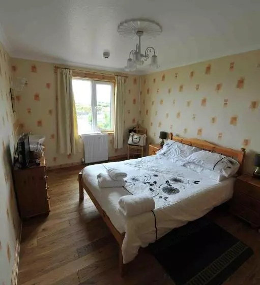 キングサイズベッドのスタンダードルーム, Sandwick Bay Guest House