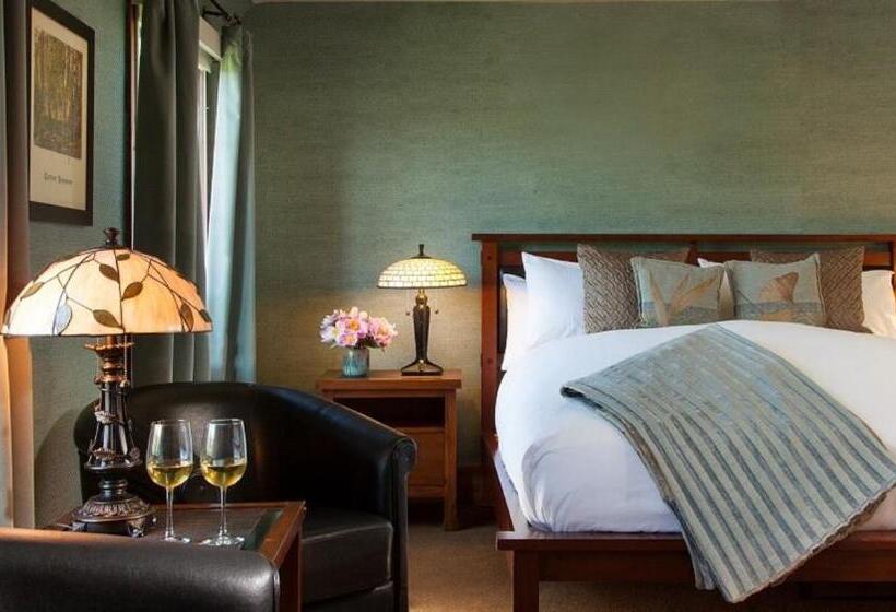 غرفة قياسية سرير كينج, Settlers Inn