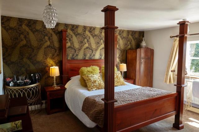 スーペリアールーム, The Bowl Inn